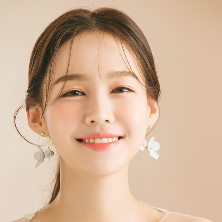 少女妝容設計