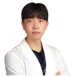 李正宇