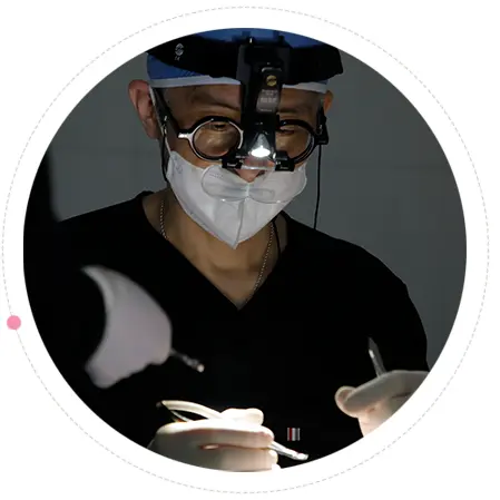 Double eyelid revision surgery