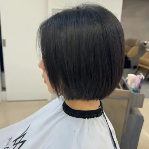 女生剪髮