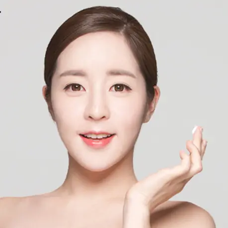 Initial eye plastic surgery