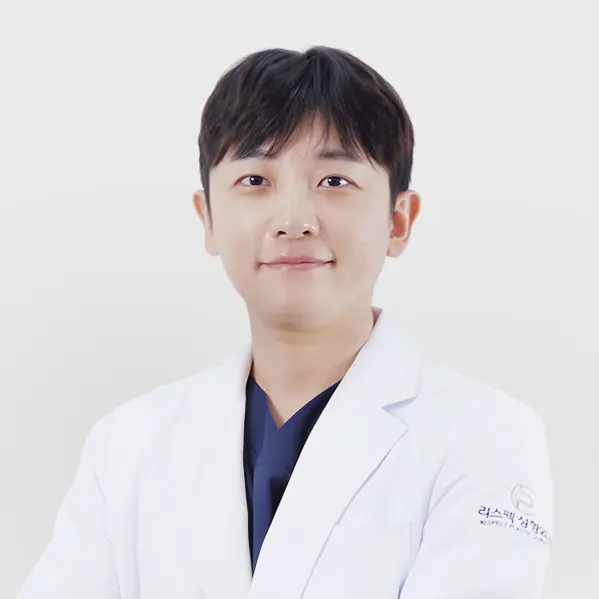 罗荣守