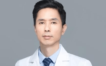 郑少雄 医生