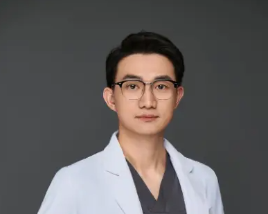 上官文松 医生