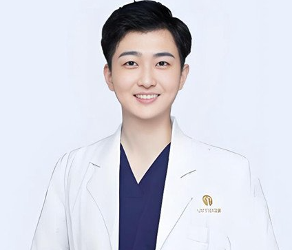 倪铭 医生