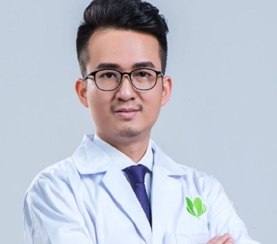 梁进华