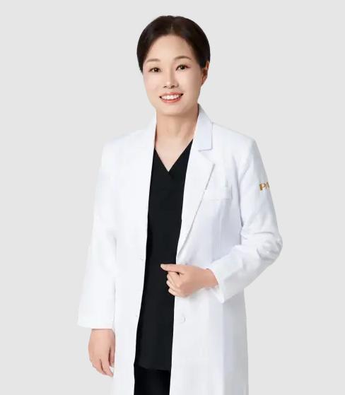 丁娜娜