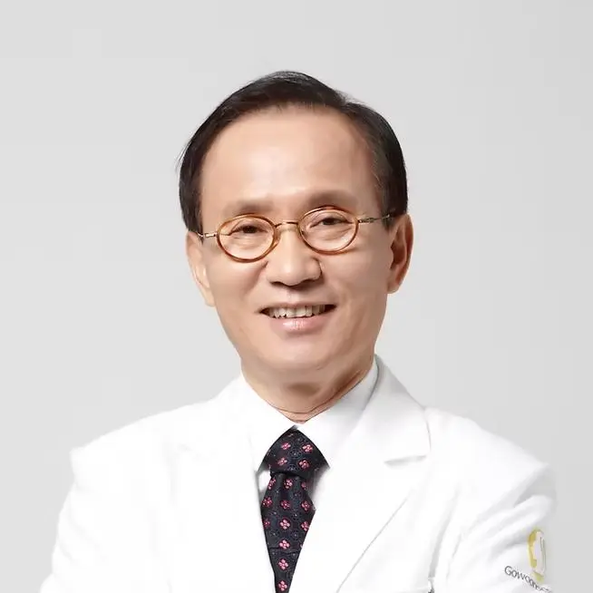 金阳济张峰硕皮肤科