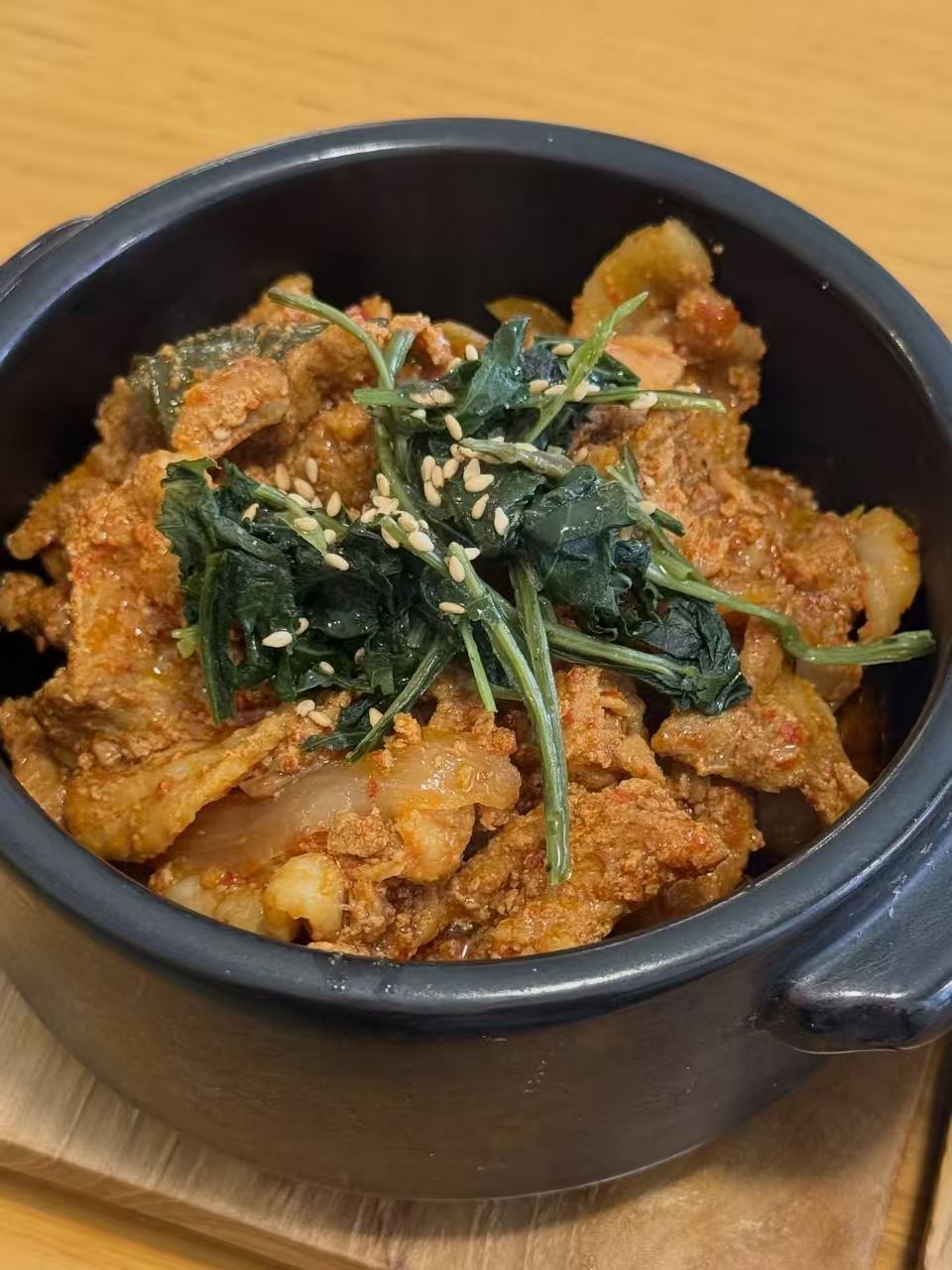 🍃 首尔林十年老店：这一碗山菜饭，才是圣水洞的精神核心