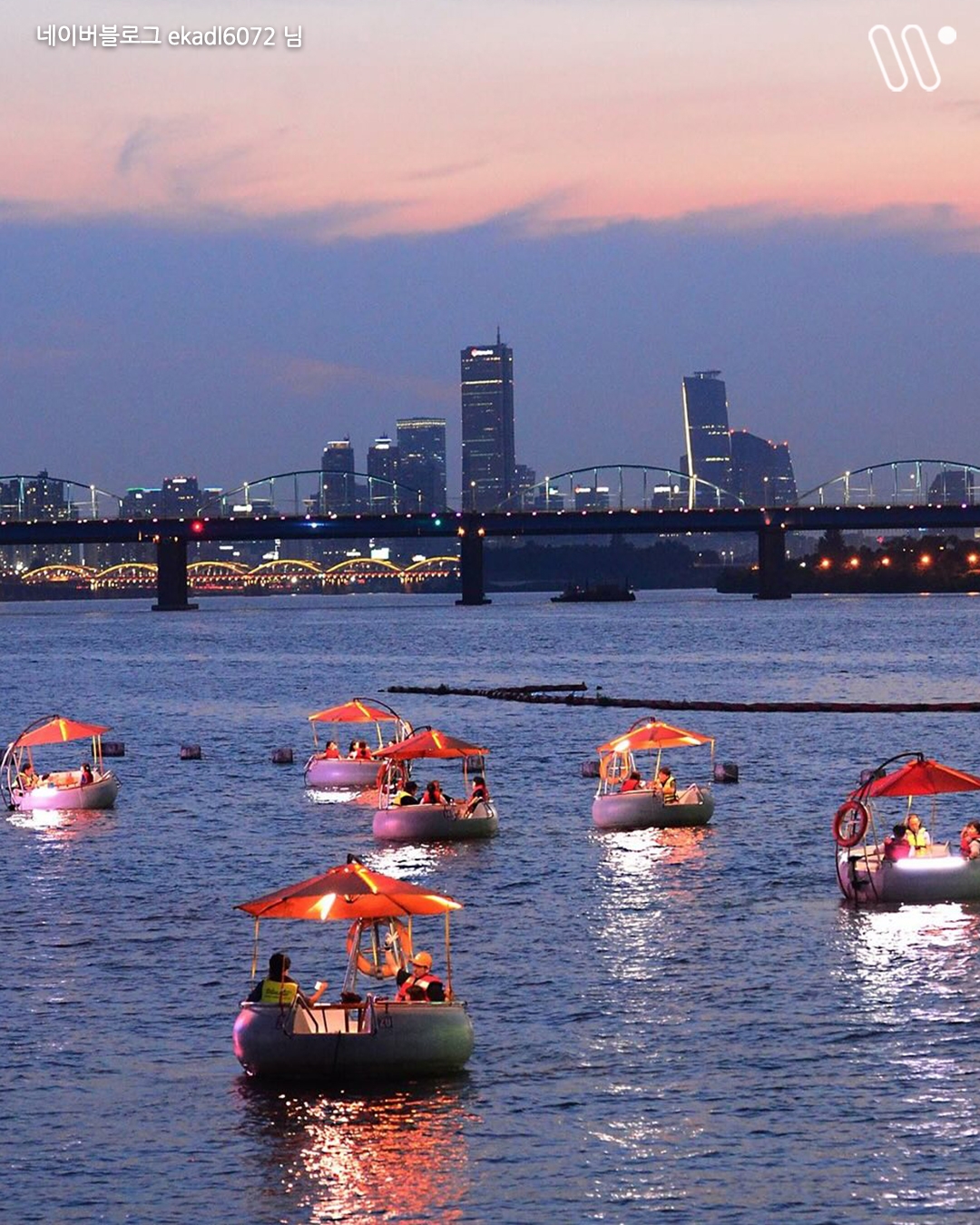 ⛵️汉江新玩法!坐透明小船看日落夜景