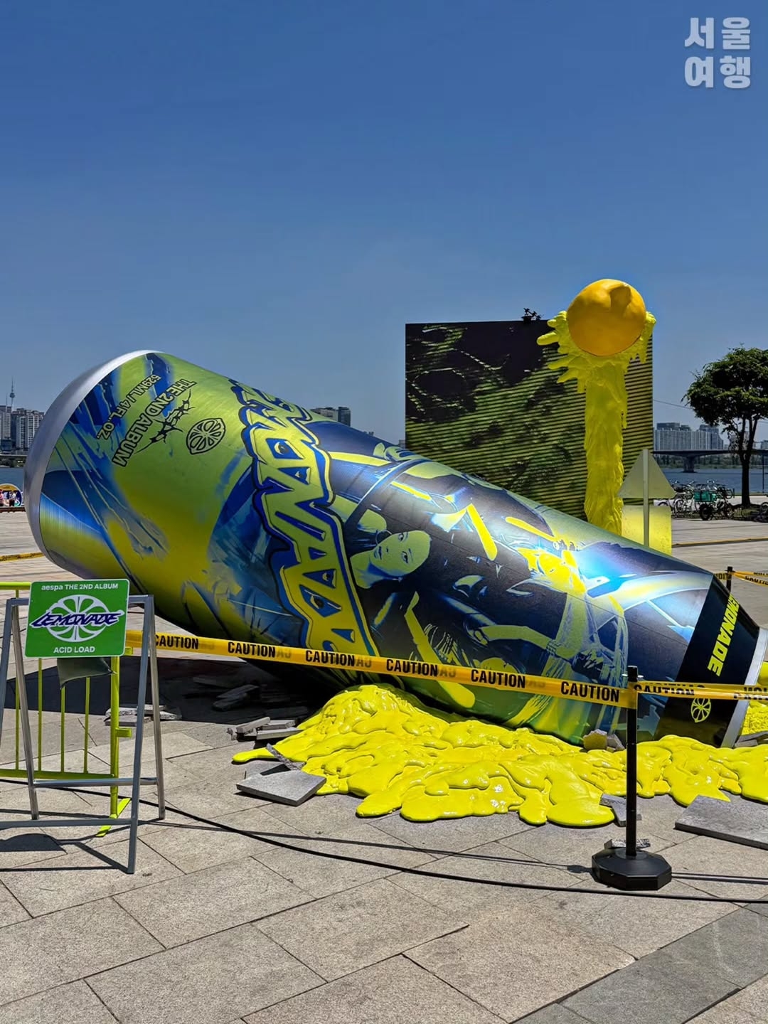 🍋aespa新专《LEMONADE》快闪店空降首尔！规模大到离谱，嗨棒自动贩卖机都有！