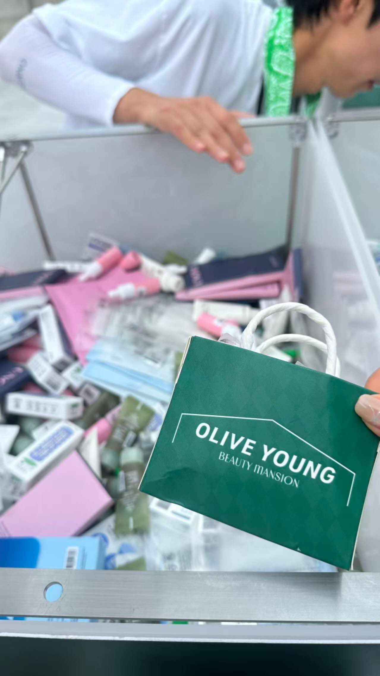 圣水洞Oliveyoung免费领小样！自选装一袋