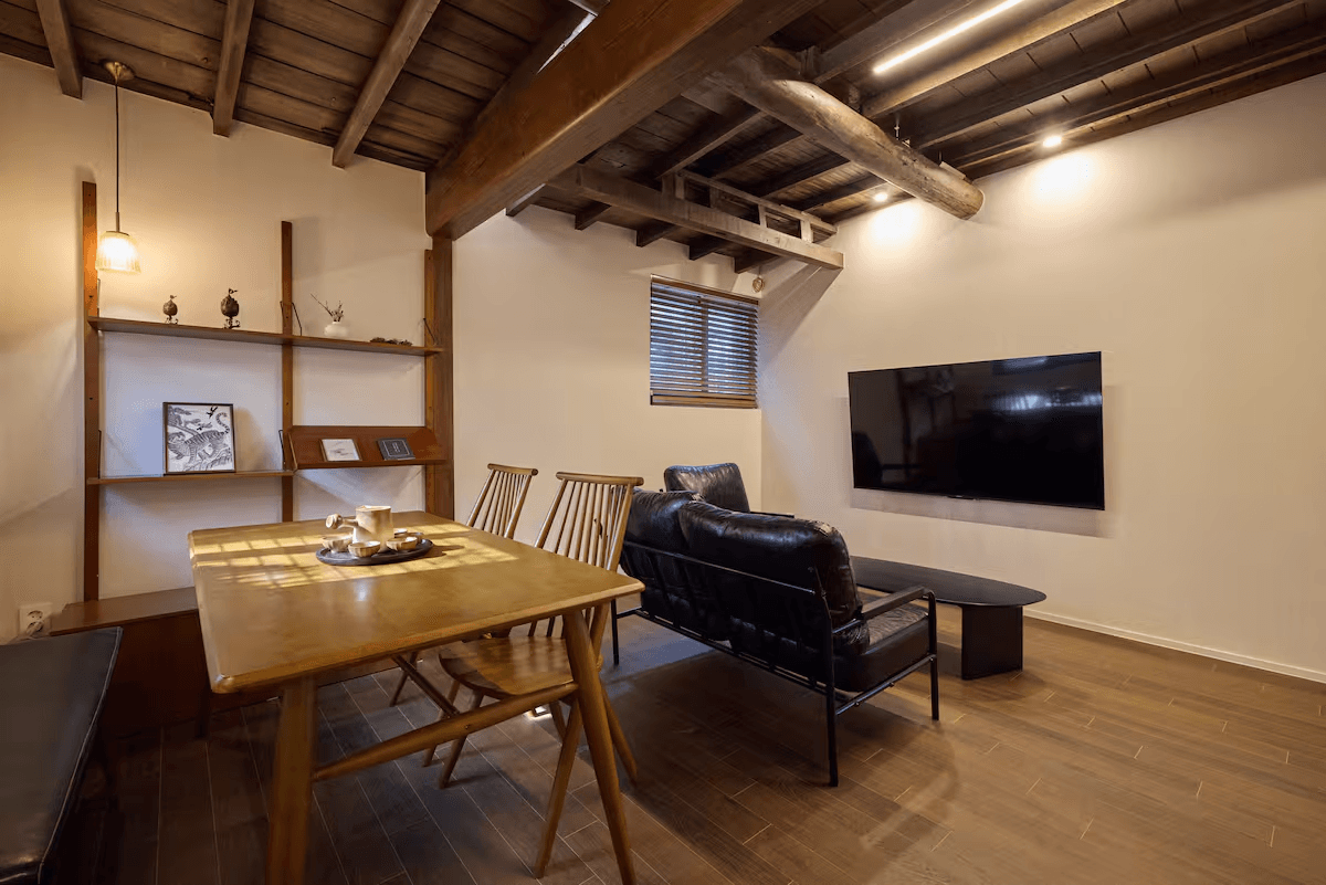 Airbnb – [ที่พักในอันดับ 1% ของเว็บ] “บ้านสไตล์พิเศษใกล้สถานีโซล และมยองดง / 3 ห้องนอน 2 ห้องน้ำ / วิลล่าท่ามกลางภูเขานัมซาน”