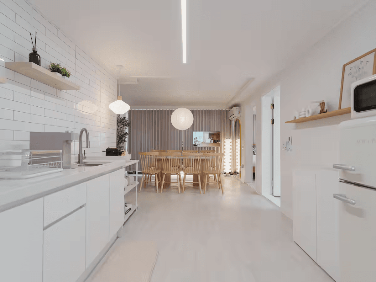 Airbnb – [ส่วนลดช่วงฤดูร้อน] #ซินชอน ห้องพักครบทุกห้อง #อยู่ห่างจากสถานีมหาวิทยาลัยอินชอนเพียง 3 นาที #สถานีซินชอน #สถานีทางเข้าฮงแด #ราคา 1.8 ต่อ 4 คน...