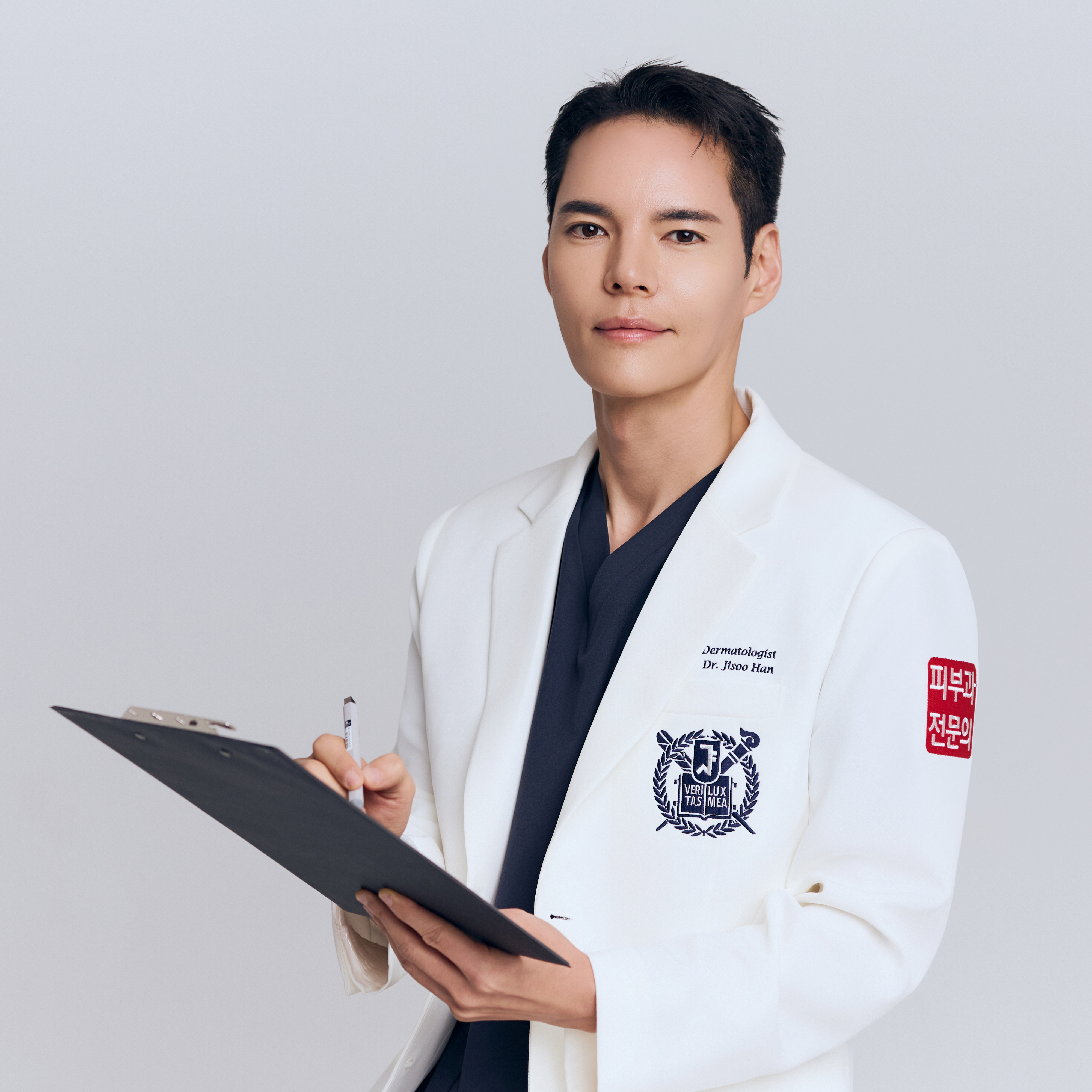 韩智守