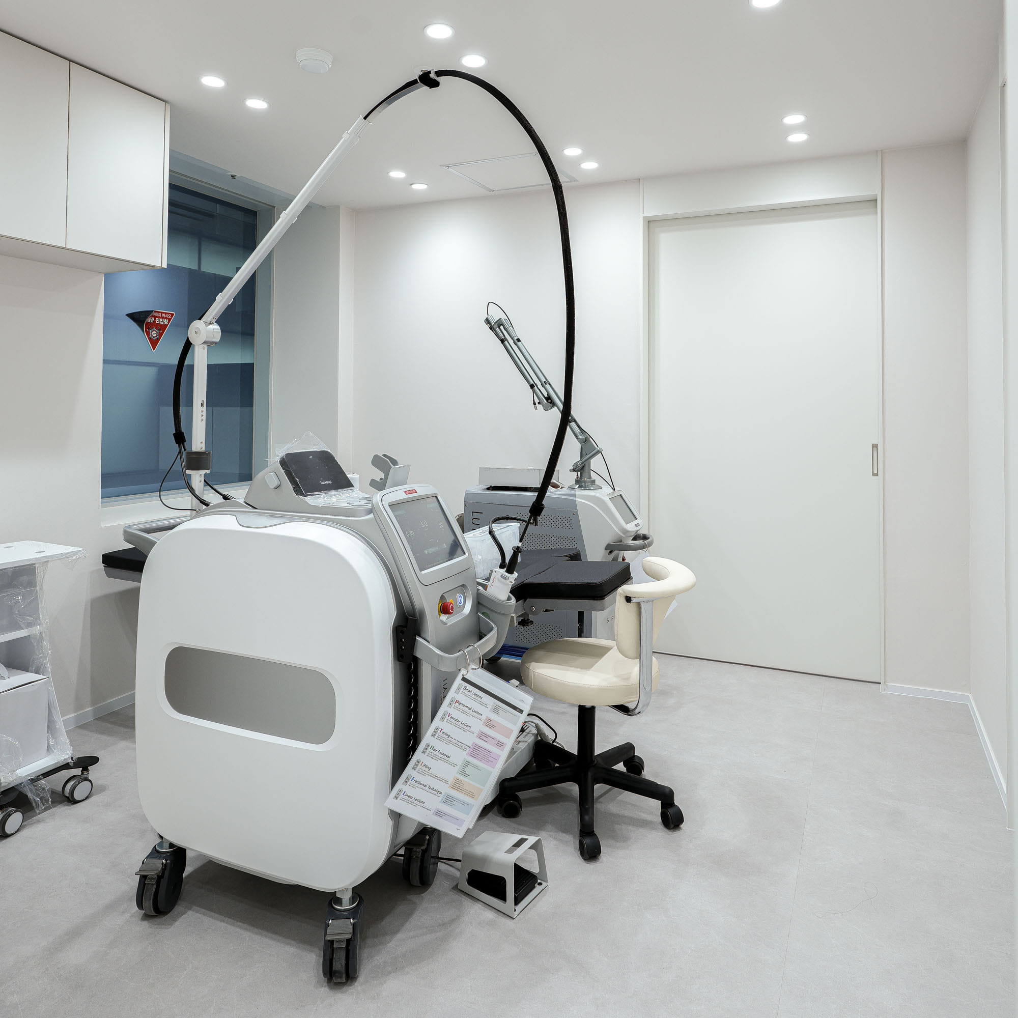 IRERAUM CLINIC 4